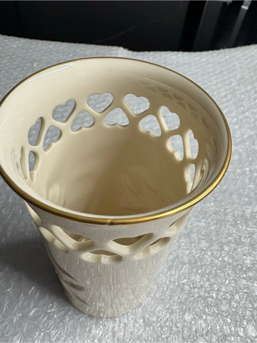 Lenox Hearts & Flowers vase